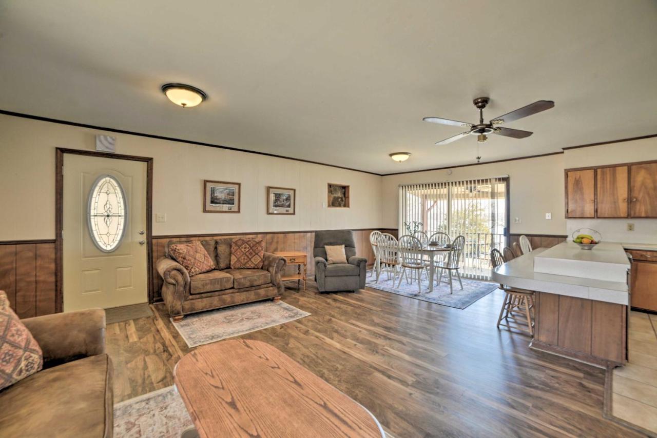 Waterfront Tennessee Home On Kentucky Lake With Deck Springville ภายนอก รูปภาพ