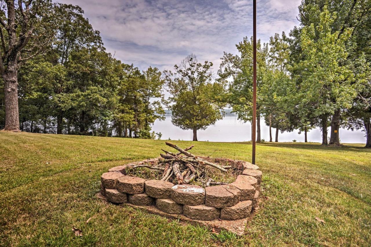 Waterfront Tennessee Home On Kentucky Lake With Deck Springville ภายนอก รูปภาพ
